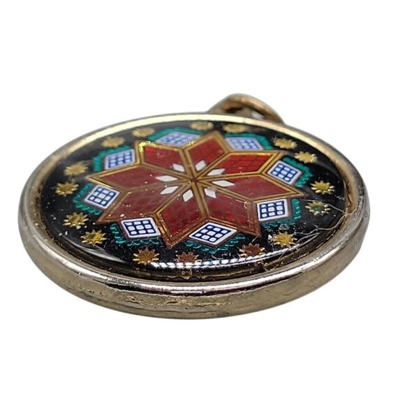 Snowflake Design Pendant Double Sided Multicolor Round Silver-tone Setting - Picture 8 of 9